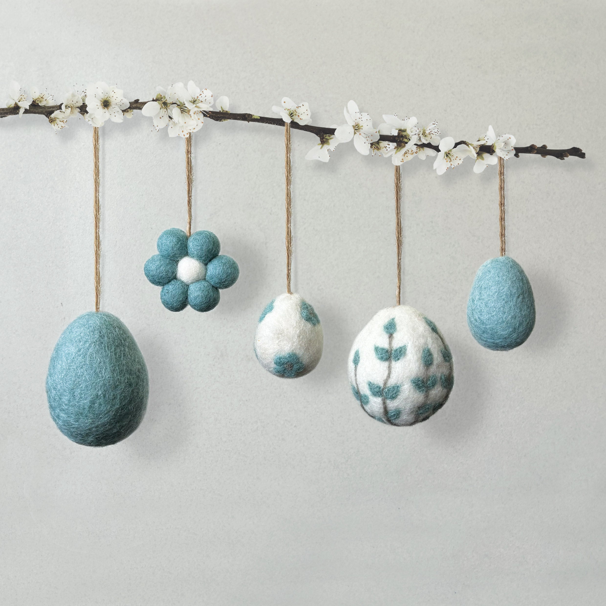 Felt Daisy Eggs